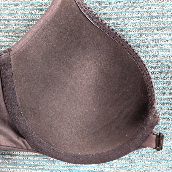 Victoria's Secret Body By Victoria Front Clasp Lace Racerback Bra Size 32D - Picture 9 of 16